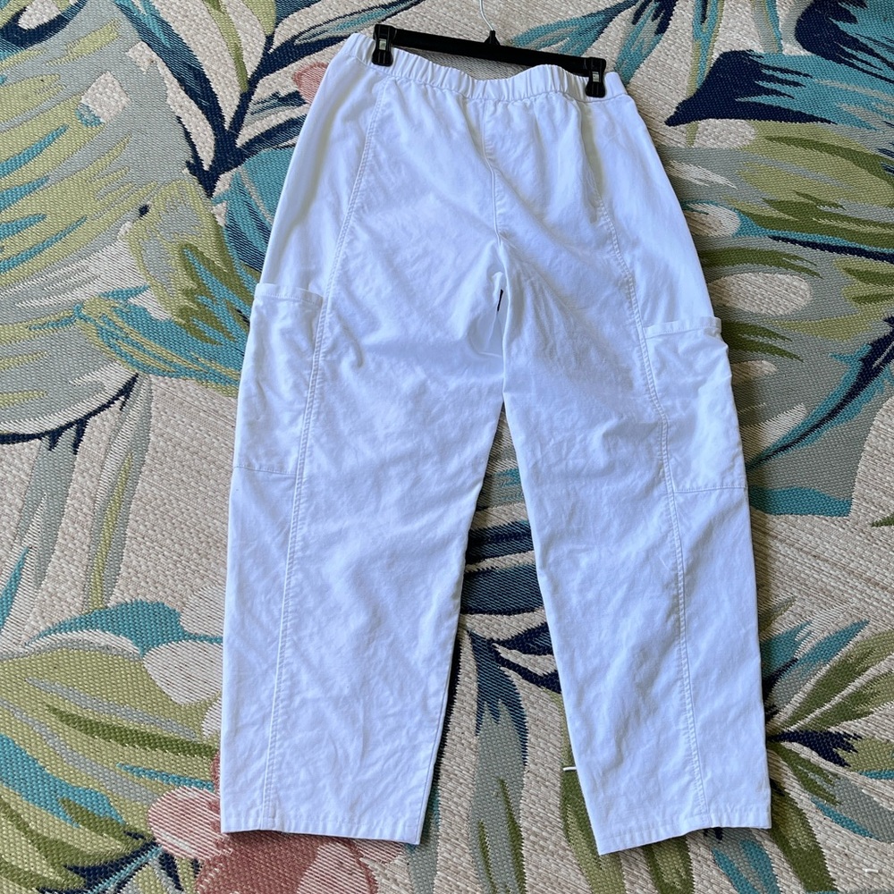 Eileen Fisher Organic Cotton and Hemp White Lantern Cargo Pocket Pull-On Pants - Picture 13 of 16